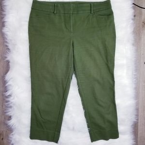 🌻LOFT Rivera pant cropped Marisa fit 12P Olive